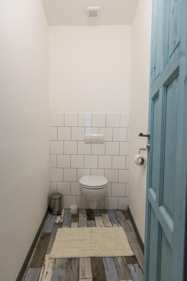 Zeitlos Boutique Hostel บราติสลาวา ภายนอก รูปภาพ