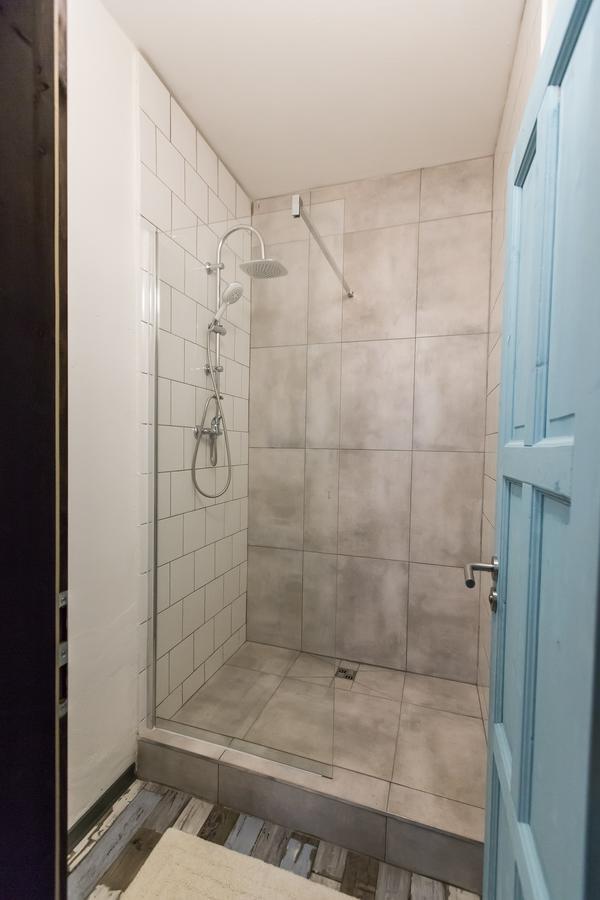 Zeitlos Boutique Hostel บราติสลาวา ภายนอก รูปภาพ